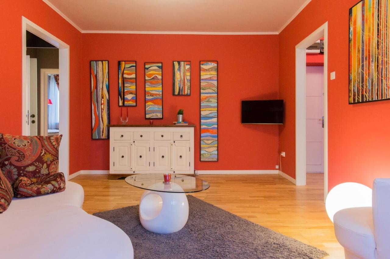 Spacious Downtown Apartment - Old Town Bucarest Esterno foto